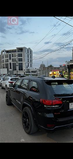 جیپ گراند شیرۆکی